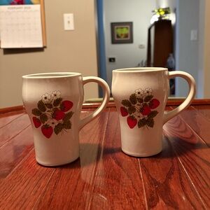 Vintage McCoy USA Pottery Strawberry Country Mugs